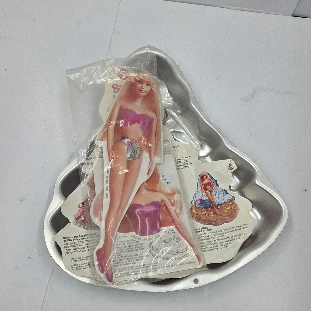 1995 Wilton Mattel Barbie Princess Cake Pan 2105-3500 Vintage NOS Birthday